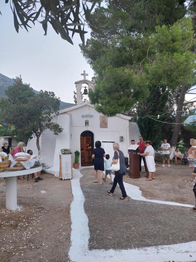 Holidays Porto Aigosthena Exterior foto